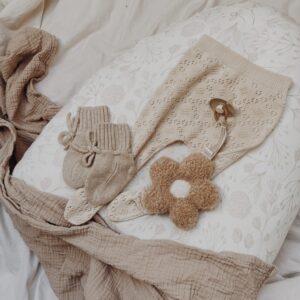 Attache tétine Marguerite Beige.