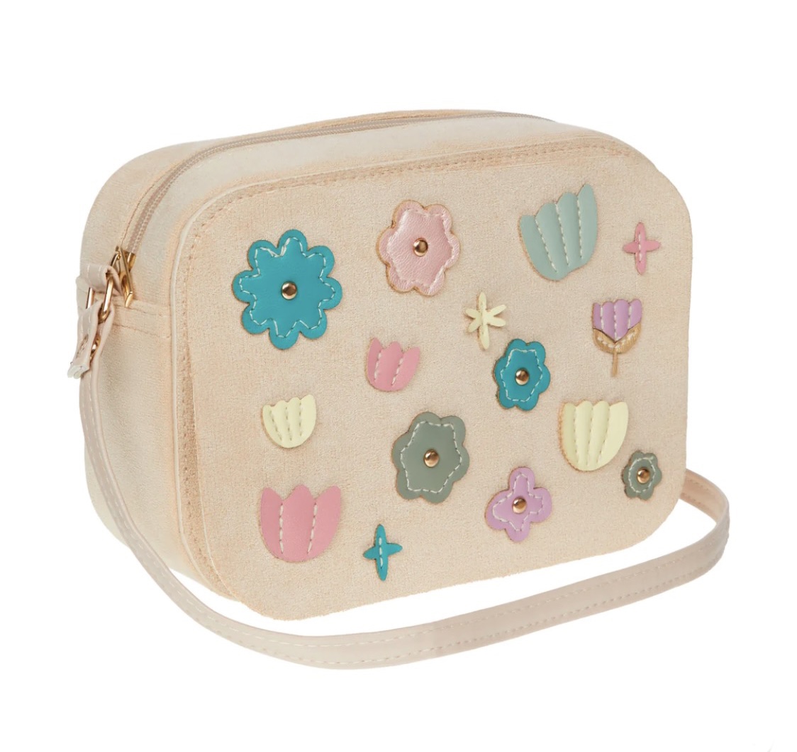 Sac avec de jolies fleurs.