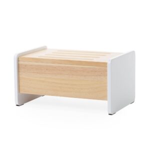 MARCHEPIED EN BOIS BLANC NATUREL.