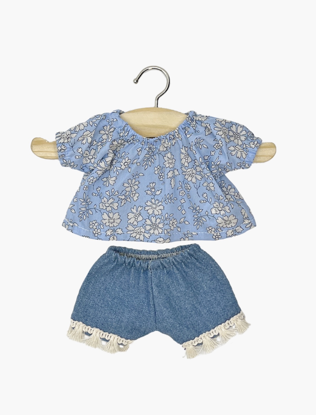 Minikane Amigas – Ensemble top blouse Rosalie en gaze de coton Liberty bleu et short en jean avec franges.