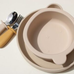 Coffret repas (Couverts / Bol / Assiette) Ivoire.