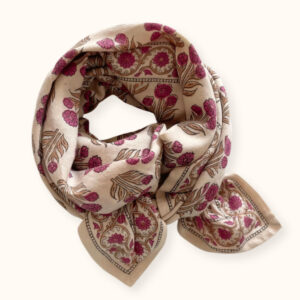 Apaches Collections – Big Foulard Latika « Bouton d&rsquo;Or » Coquillage.