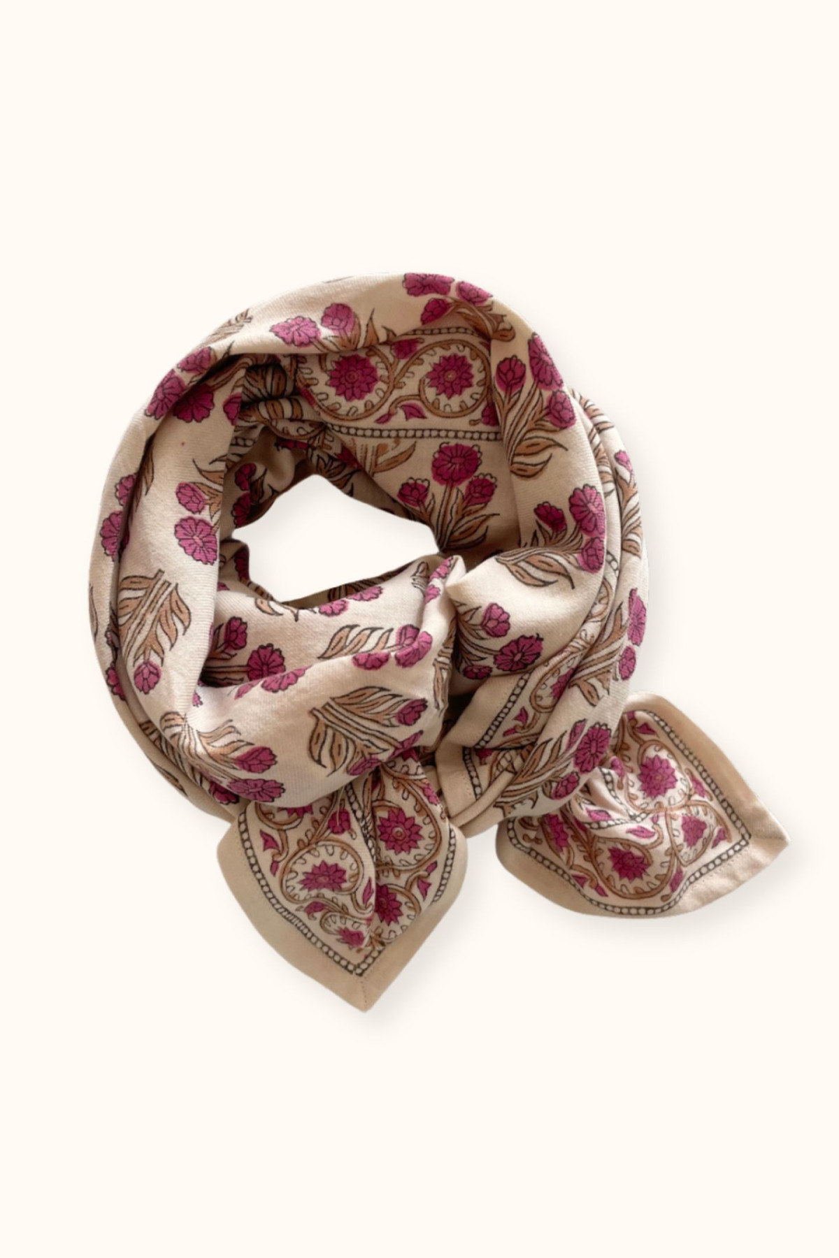 Apaches Collections – Big Foulard Latika « Bouton d’Or » Coquillage.