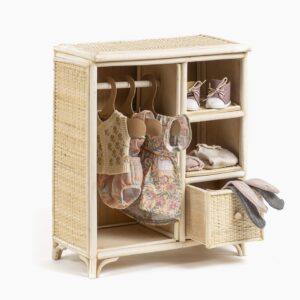 Minikane Jakarta – Armoire pour dressing poupée « Banjar » et ses 3 cintres.