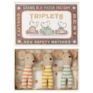 Maileg Triplés, Bébés souris dans leur boîte assortie.