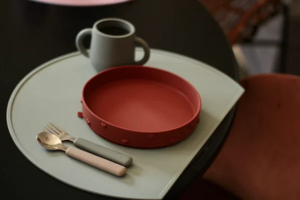 Assiette en silicone avec ventouse Ina (Terracotta). - Image 2