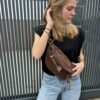 Sac Banane Cuir véritable / Daim Marron.