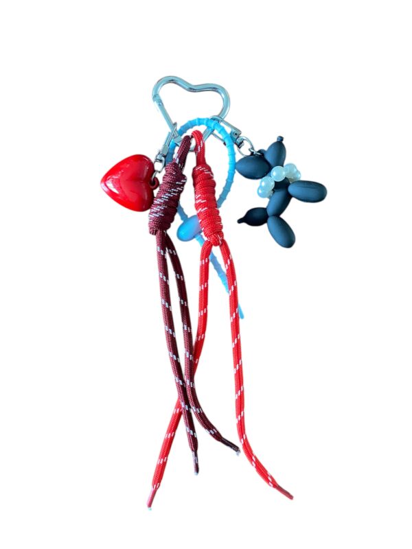 PORTE-CLEFS / BIJOU DE SAC CHIEN PERLES.