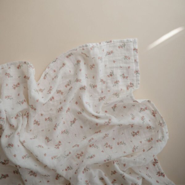 Mushie – Lange Pink Flowers 120 x 120cm. - Image 3