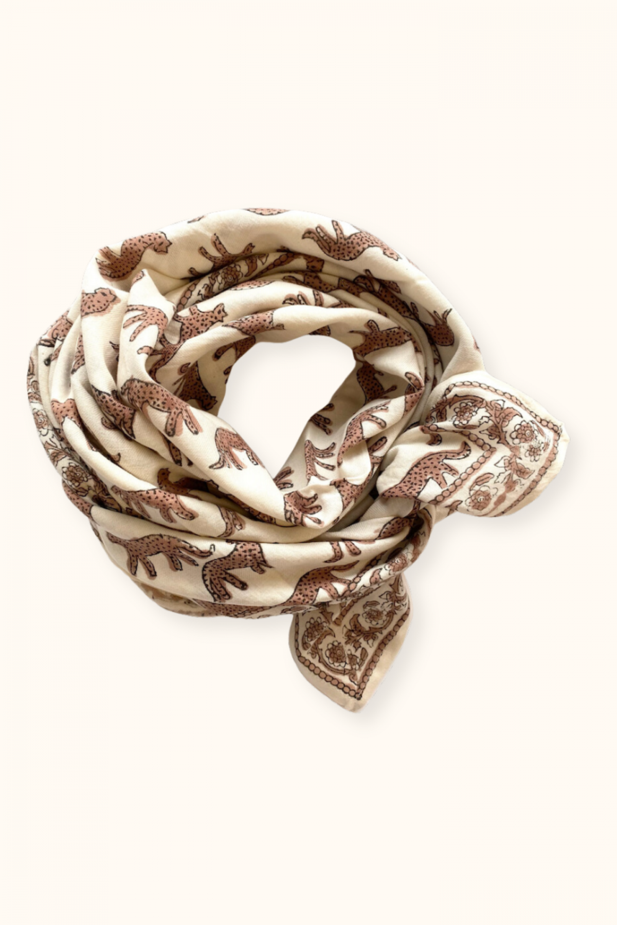 Apaches Collections – Big Foulard Latika « Bengale » Latte.