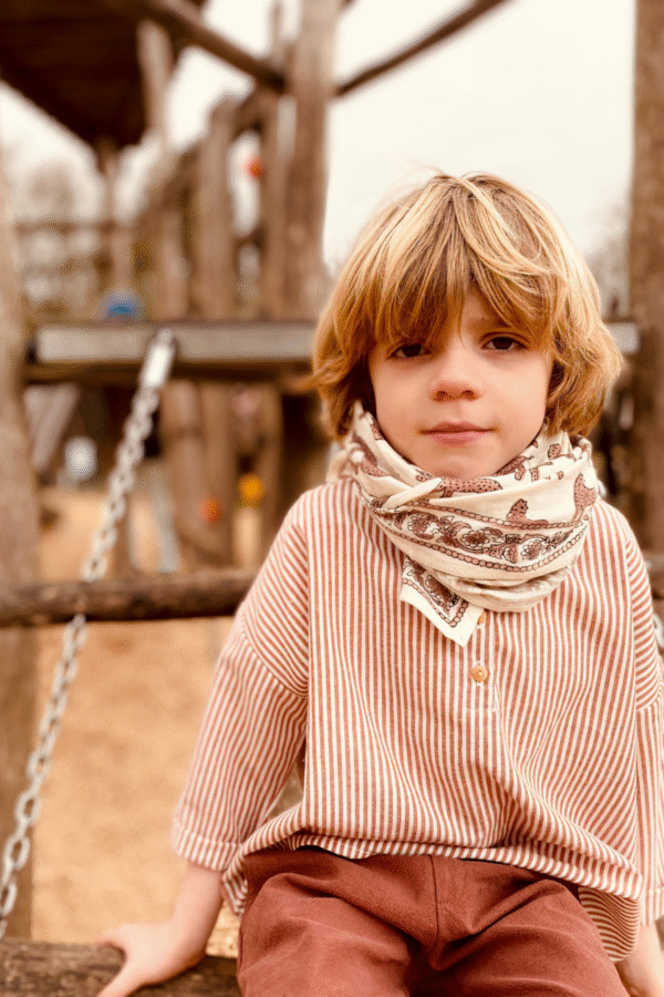 Apaches Collections – Big Foulard Latika « Bengale » Latte. - Image 3