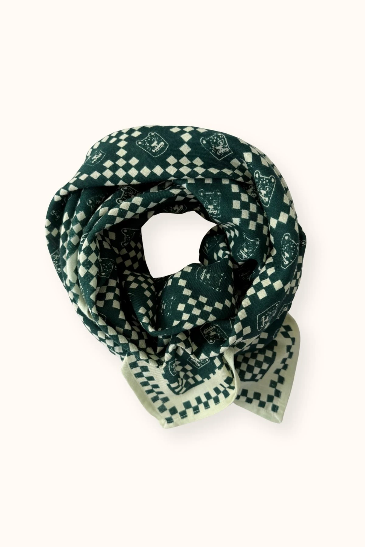 Apaches Collections – Big Foulard Latika « Tigro » Forest.