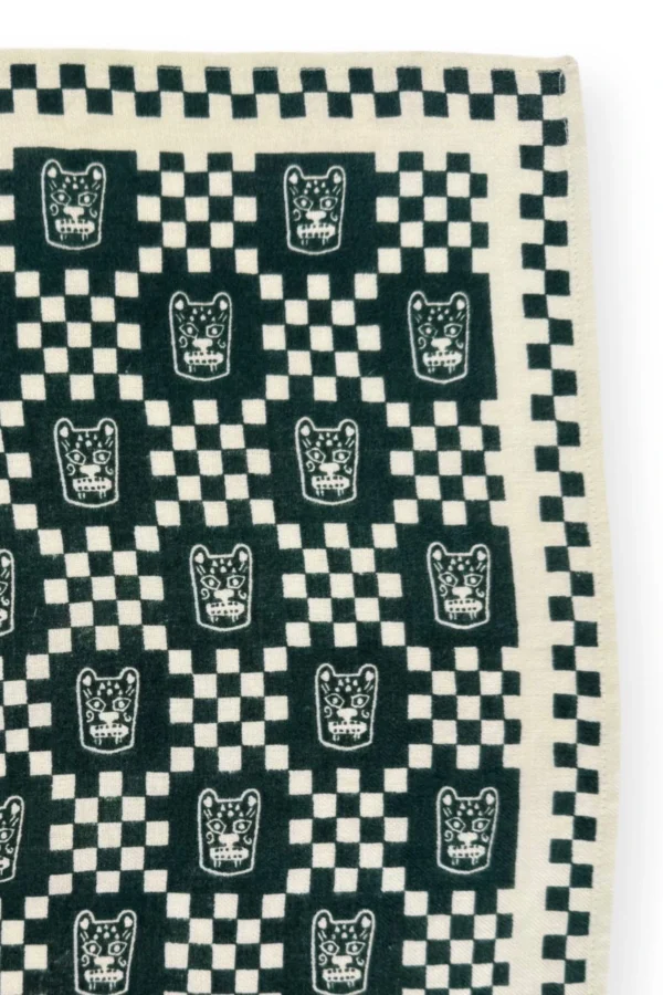 Apaches Collections – Big Foulard Latika « Tigro » Forest. - Image 2