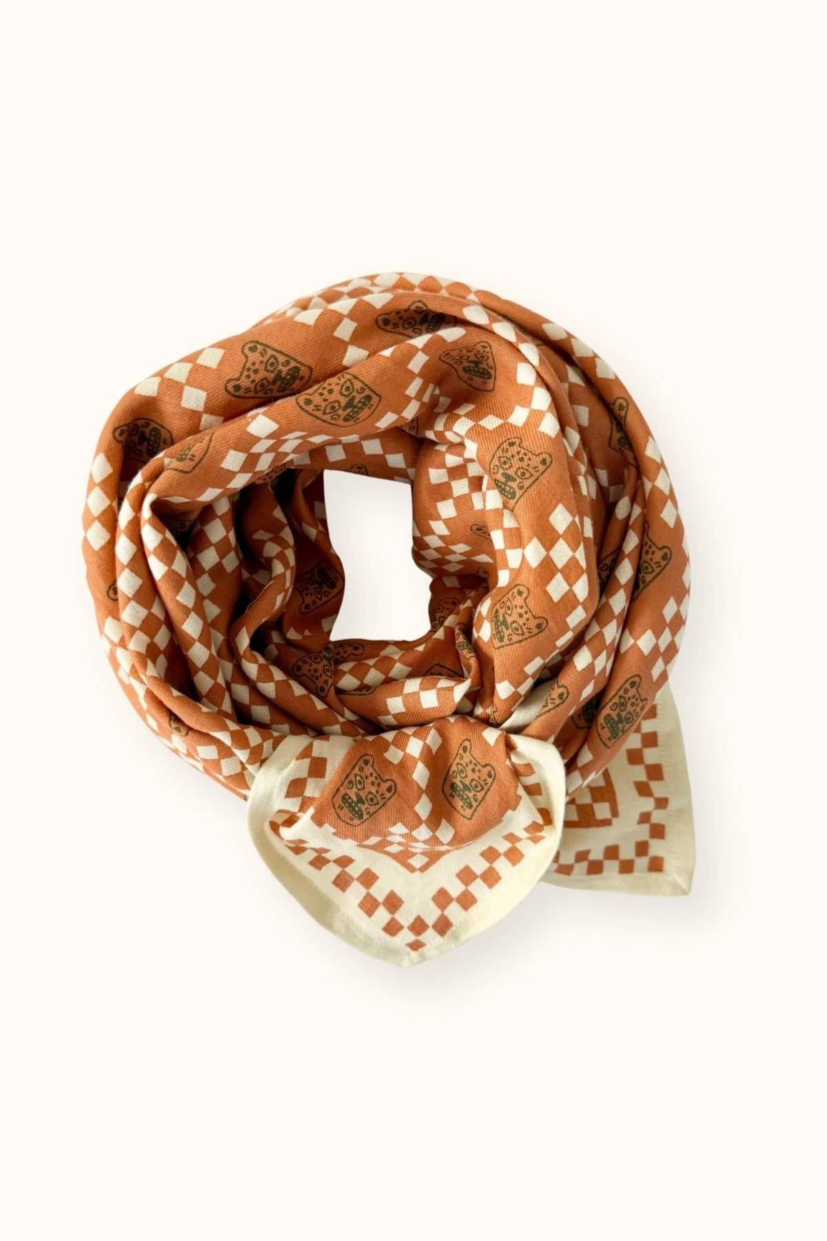 Apaches Collections – Big Foulard Latika « Tigro » Rust.