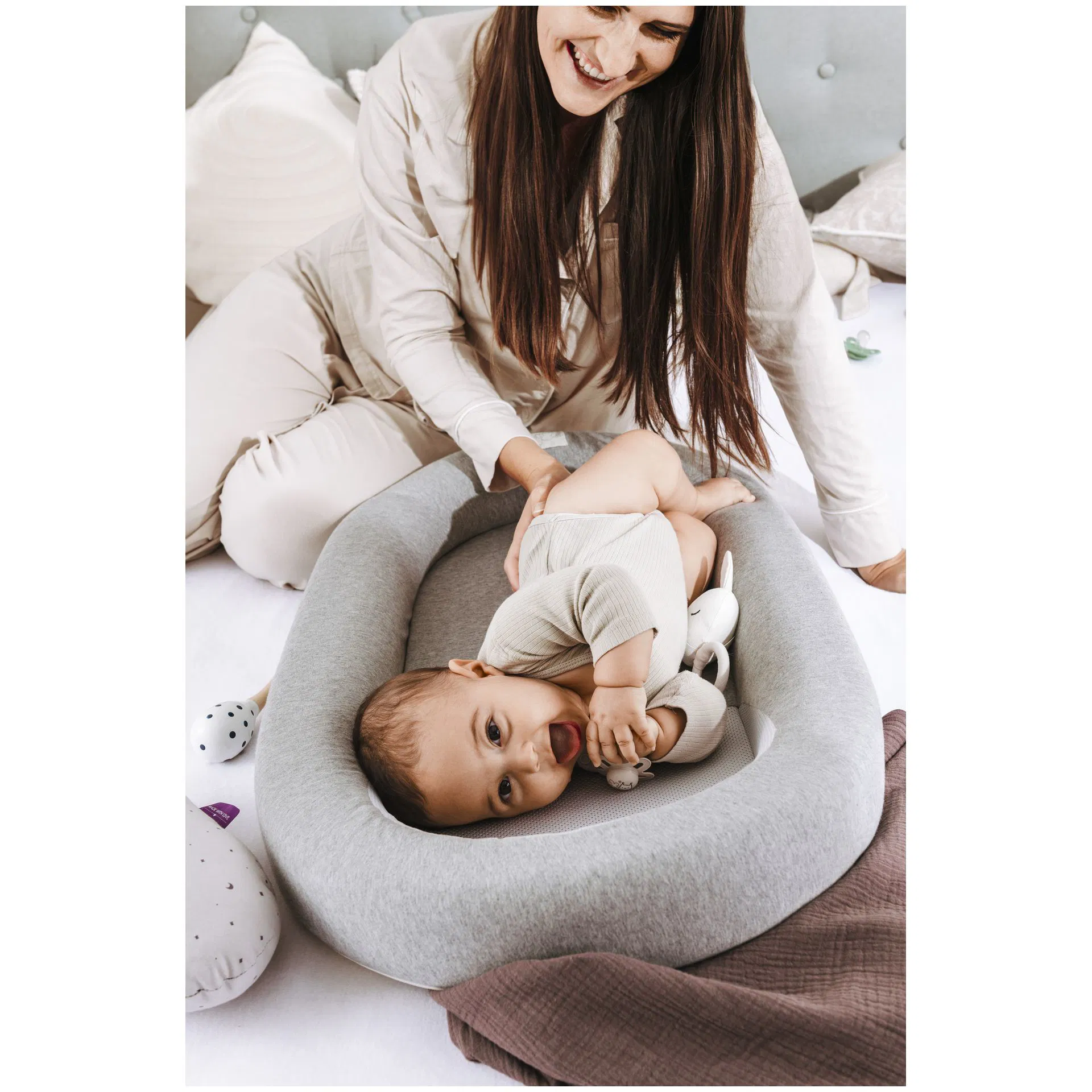 Traumeland Cocoon Babynest home air beige melange. - Image 3