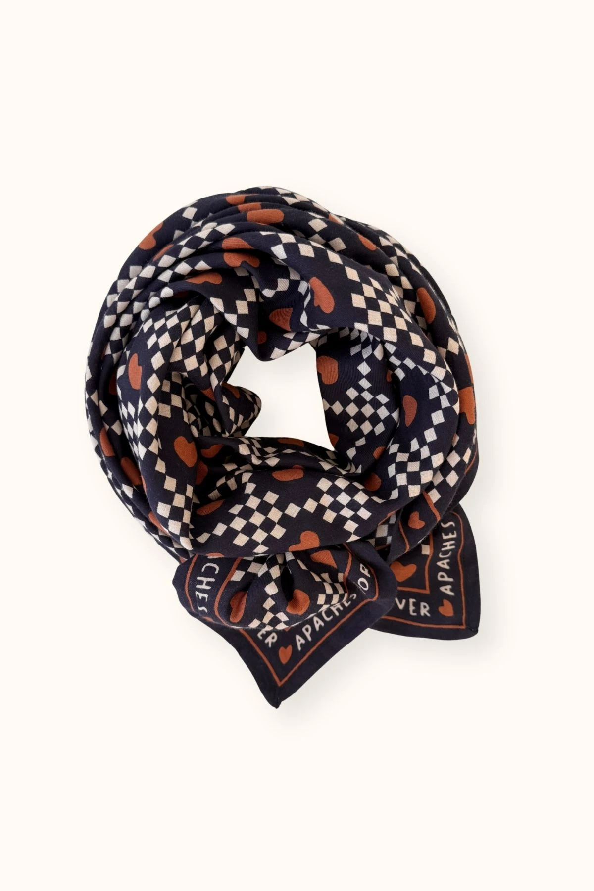Apaches Collections – Big Foulard Latika « Amor » Météorite.