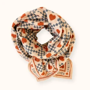 Apaches Collections – Big Foulard Latika « Amor » Sand.