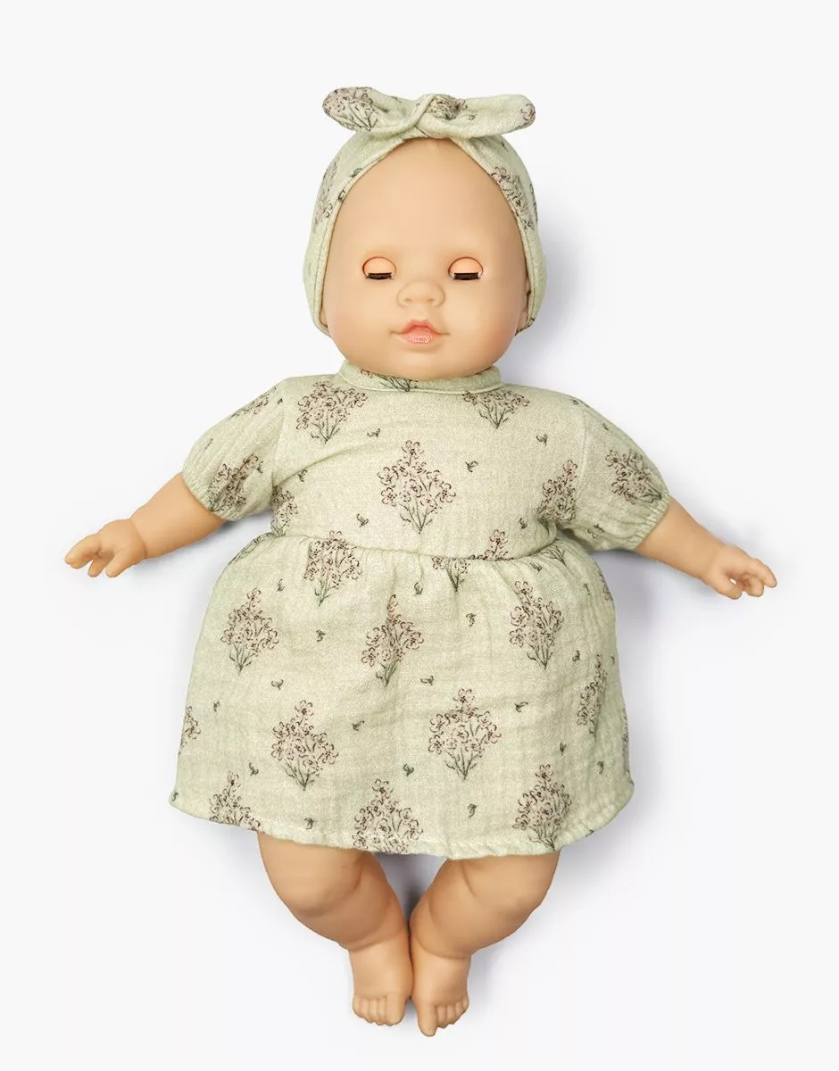 Minikane Poupée Cuties  Émilie 36cm et son ensemble robe Faustine en gaze de coton Fleurs des champs