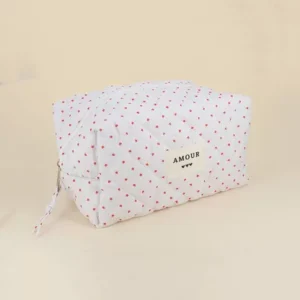 Trousse (grande) AMOUR et 3 coeurs – Coeur blanc.