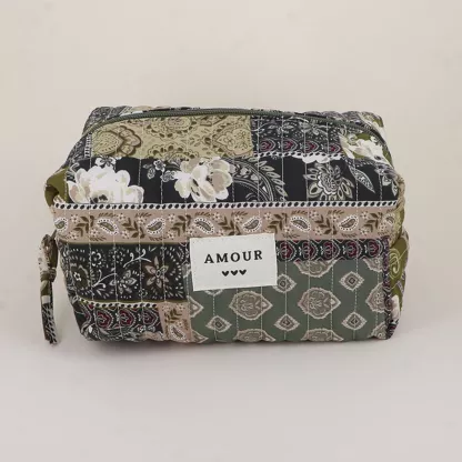 Trousse (grande) AMOUR et 3 coeurs – Kaki.