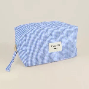 Trousse (grande) AMOUR et 3 coeurs – Vichy bleu.