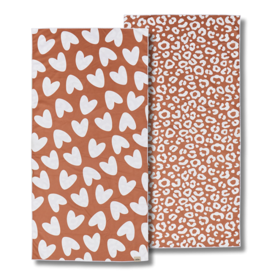 Serviette microfibre Blanc marron, Coeur léopard.