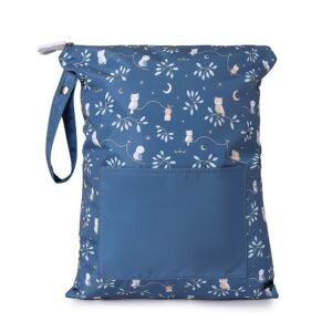 Grande pochette étanche pour transporter vêtements (Forêt Magique).