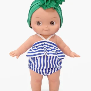Minikane Poupée Mini Pancha, Ninon et son ensemble de plage vert / rayures bleues.