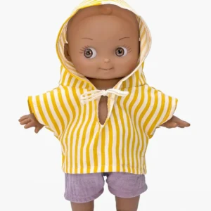 Minikane Poupon Mini Pancha, Noah et son ensemble de plage violet / rayures jaunes.