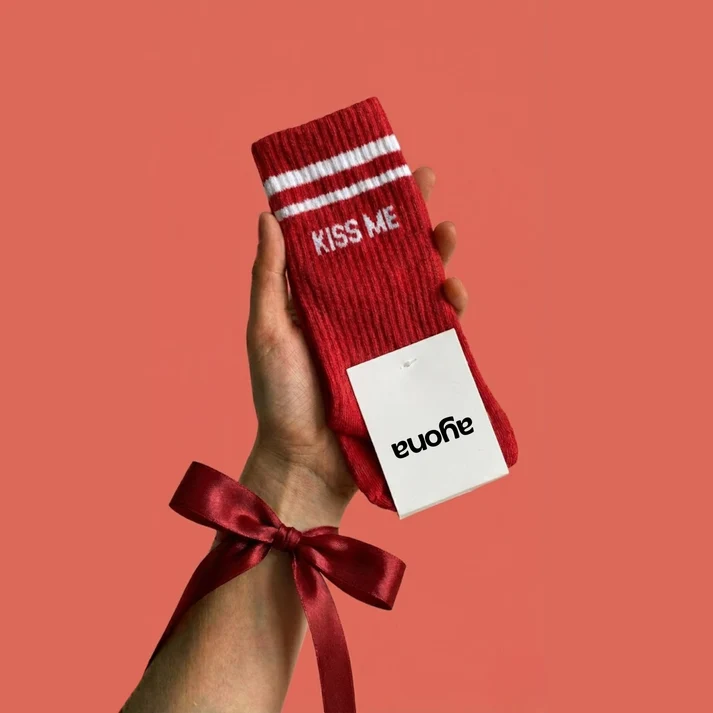 Chaussettes antidérapantes Ayona Rouge – Kiss Me.