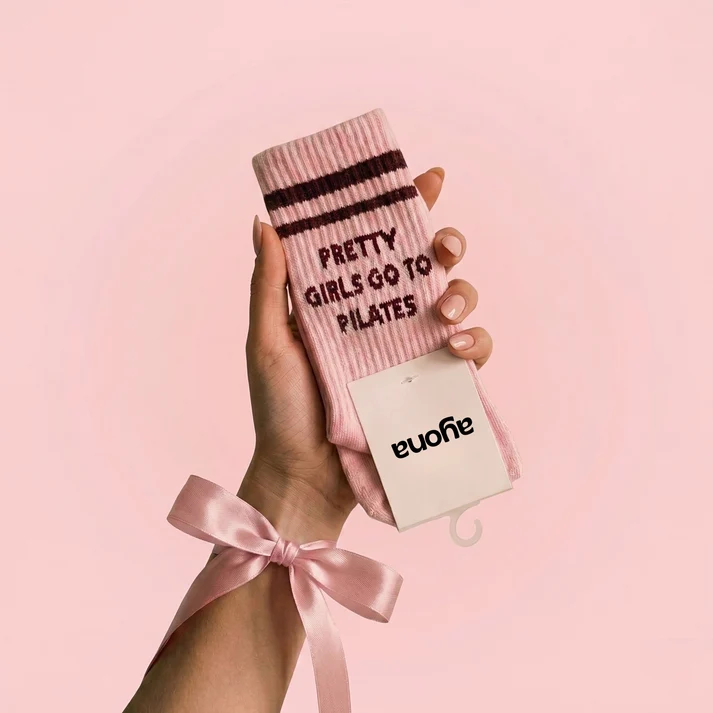 Chaussettes antidérapantes Ayona Rose – Pretty Girls Go To Pilates.