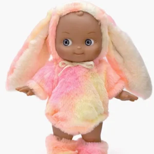 Minikane Poupée Mini Pancha, Maïa en Fantasia et sa tenue de lapin arc-en-ciel rose.