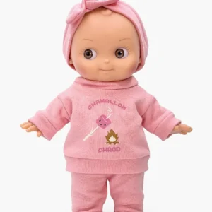 Minikane Poupée Mini Pancha, Ninon au ski et sa tenue « Chamallow » rose fraise.